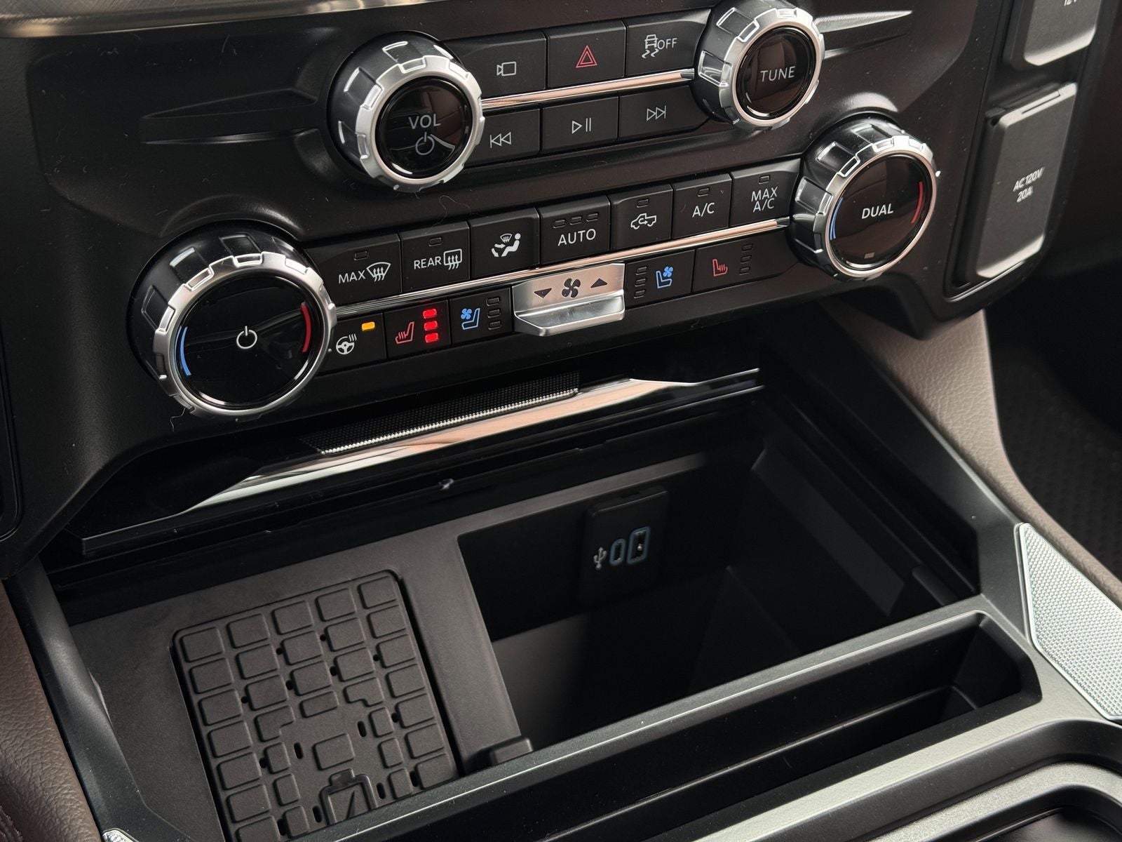 2026 Ford Super Duty F-250® King Ranch®