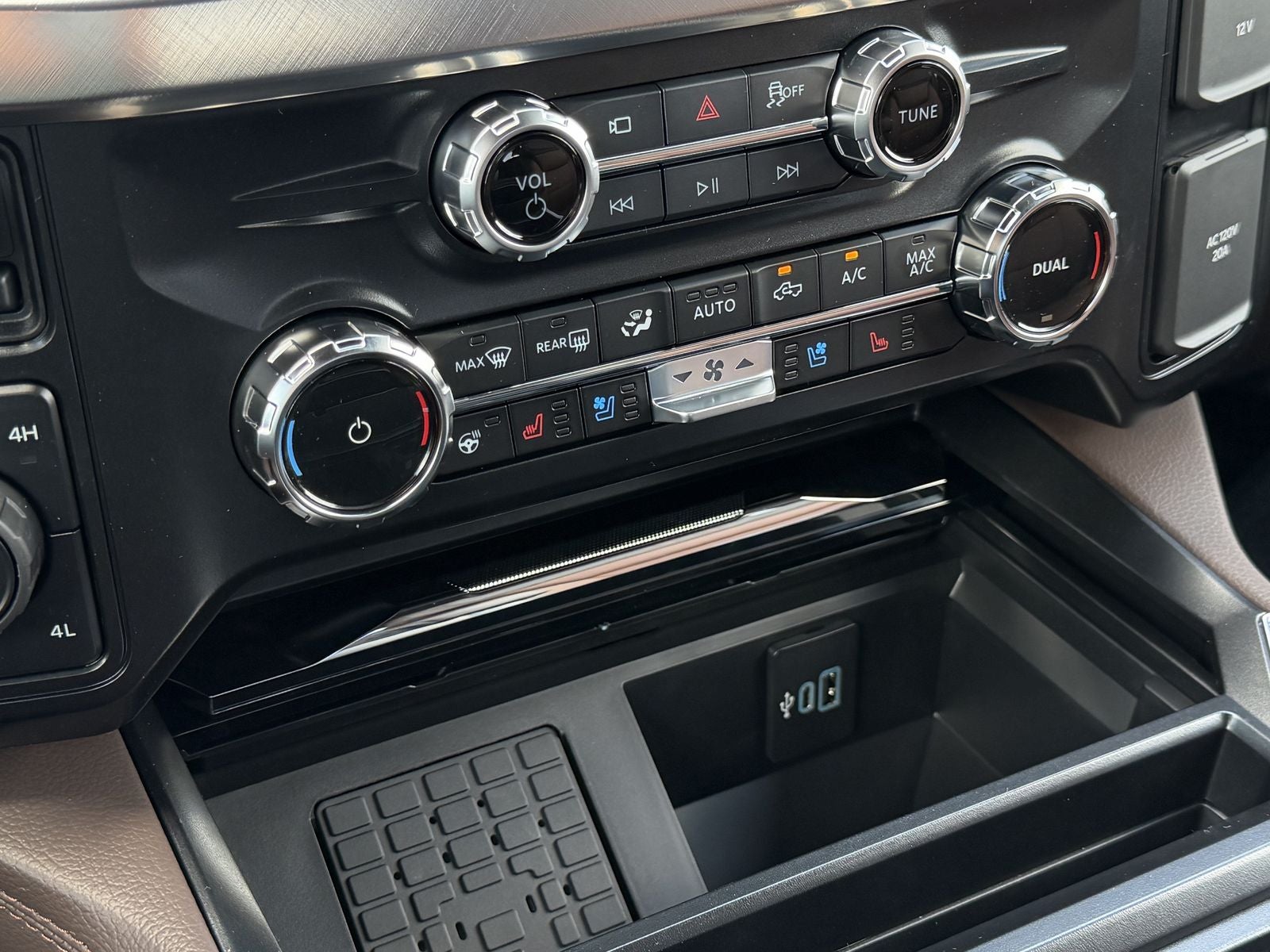 2026 Ford Super Duty F-250® King Ranch®