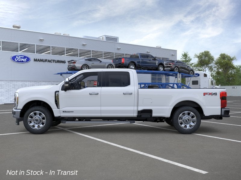 2026 Ford Super Duty F-350® Lariat®