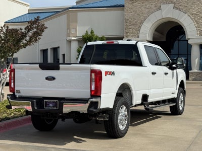 2026 Ford Super Duty F-350® XLT