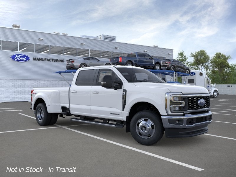 2026 Ford Super Duty F-350® Lariat®