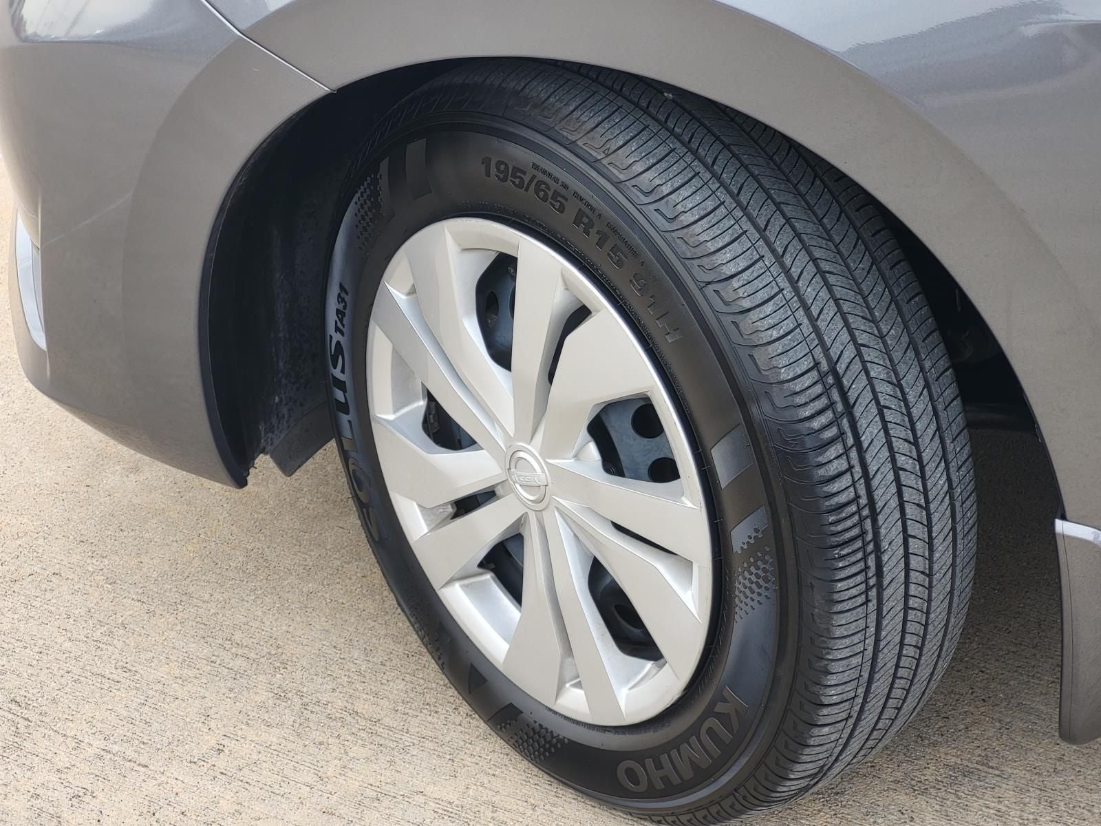 2025 Nissan Versa 1.6 S