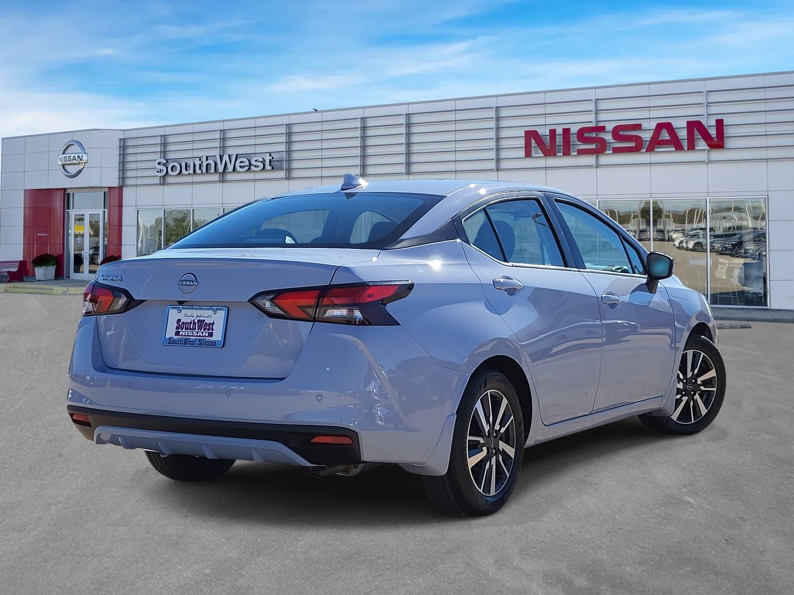 2025 Nissan Versa 1.6 SV