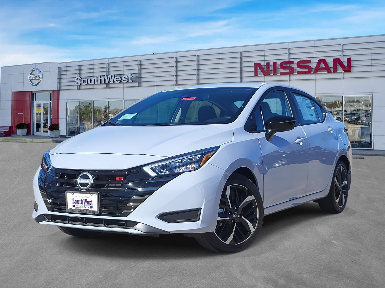 2025 Nissan Versa 1.6 SR