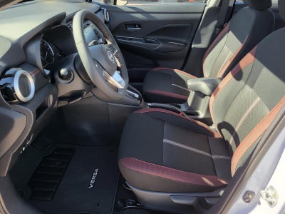 2025 Nissan Versa 1.6 SR