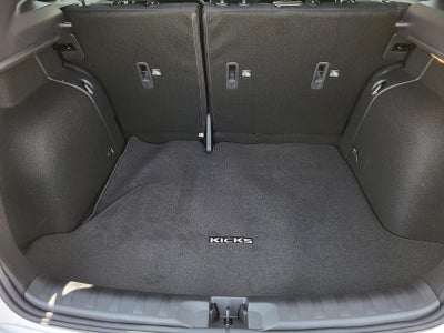 2025 Nissan Kicks Play S