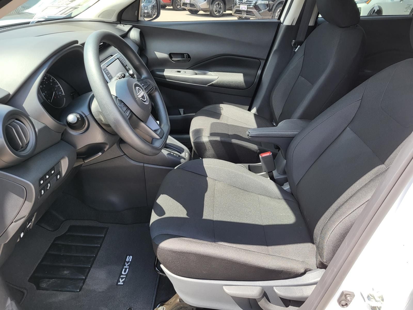 2025 Nissan Kicks Play S