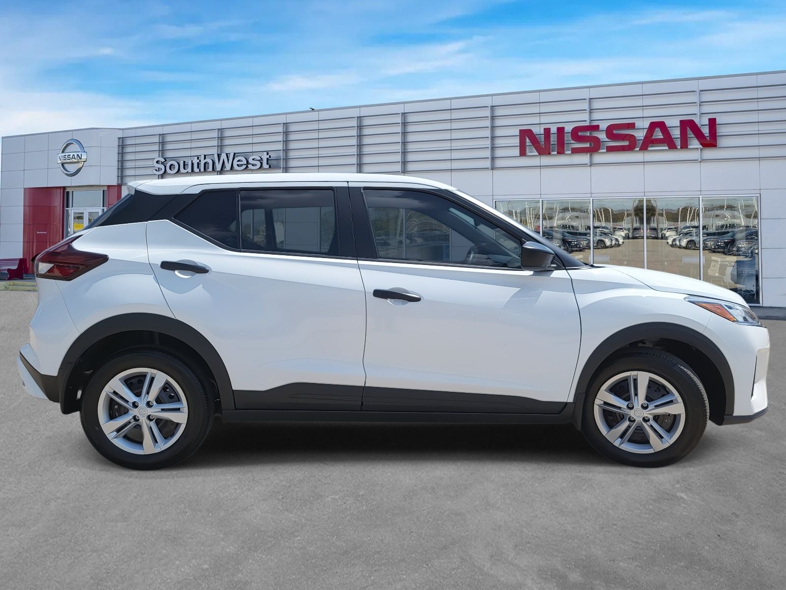 2025 Nissan Kicks Play S