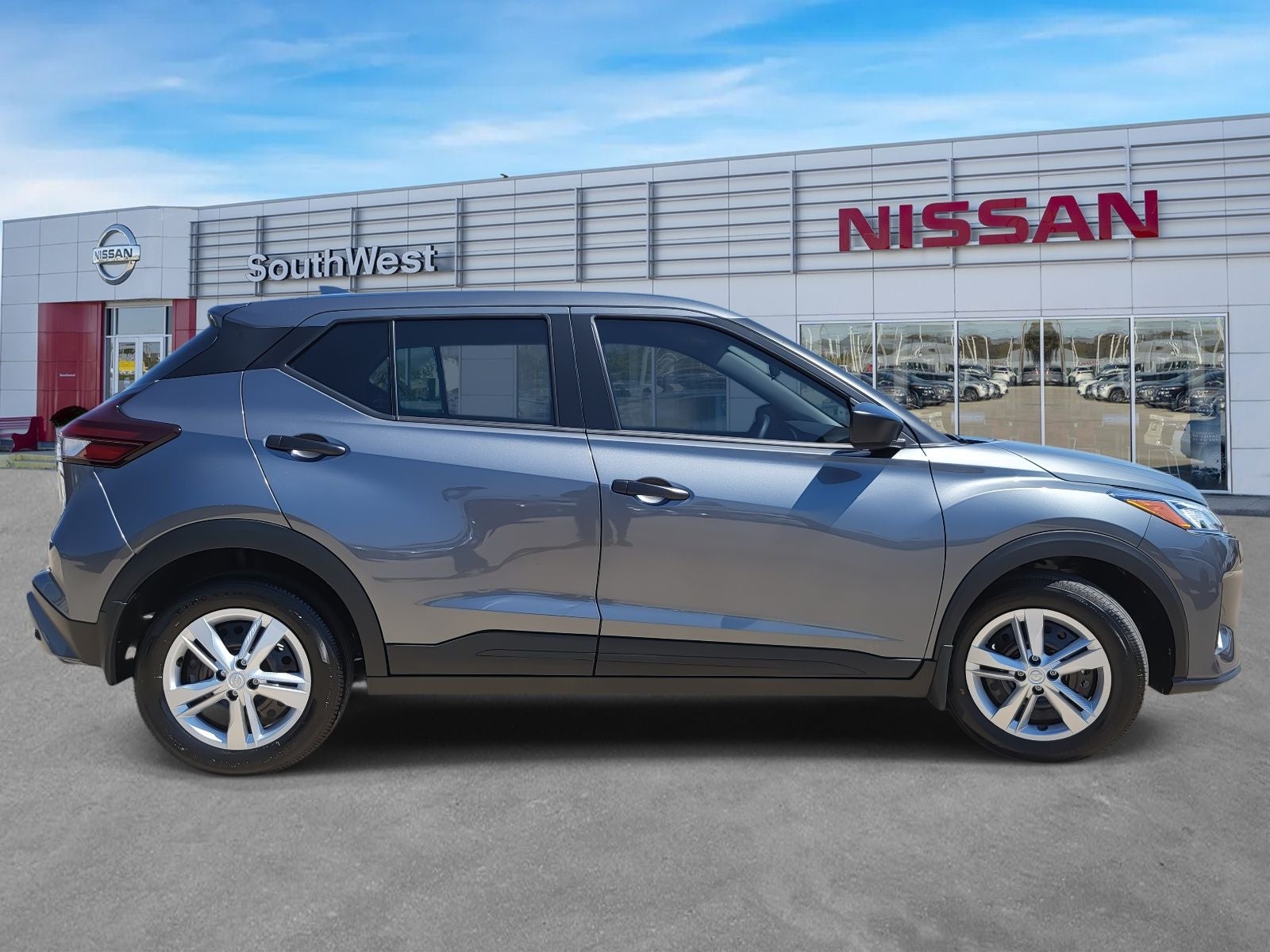 2025 Nissan Kicks Play S