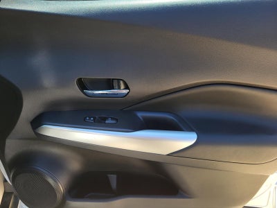 2019 Nissan Kicks SR