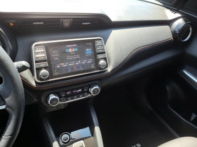 2019 Nissan Kicks SR