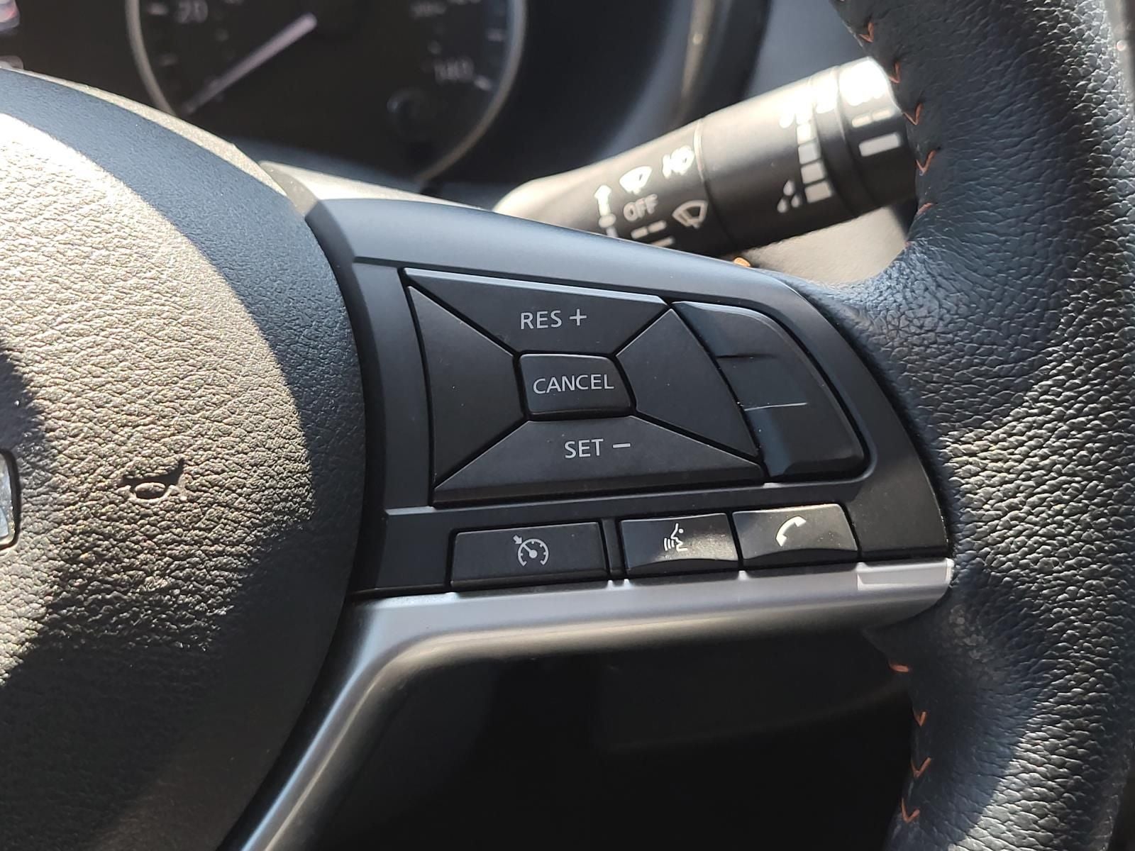 2019 Nissan Kicks SR