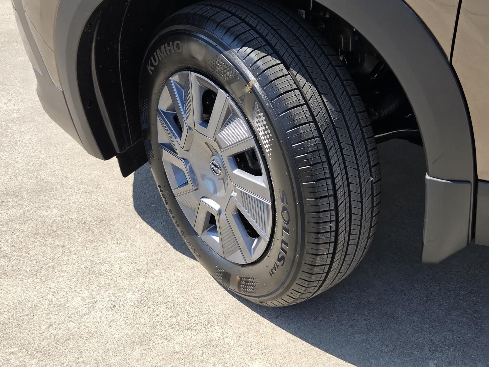 2027 Nissan Kicks S