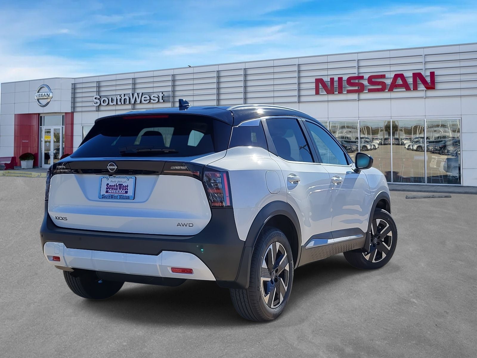 2026 Nissan Kicks SV