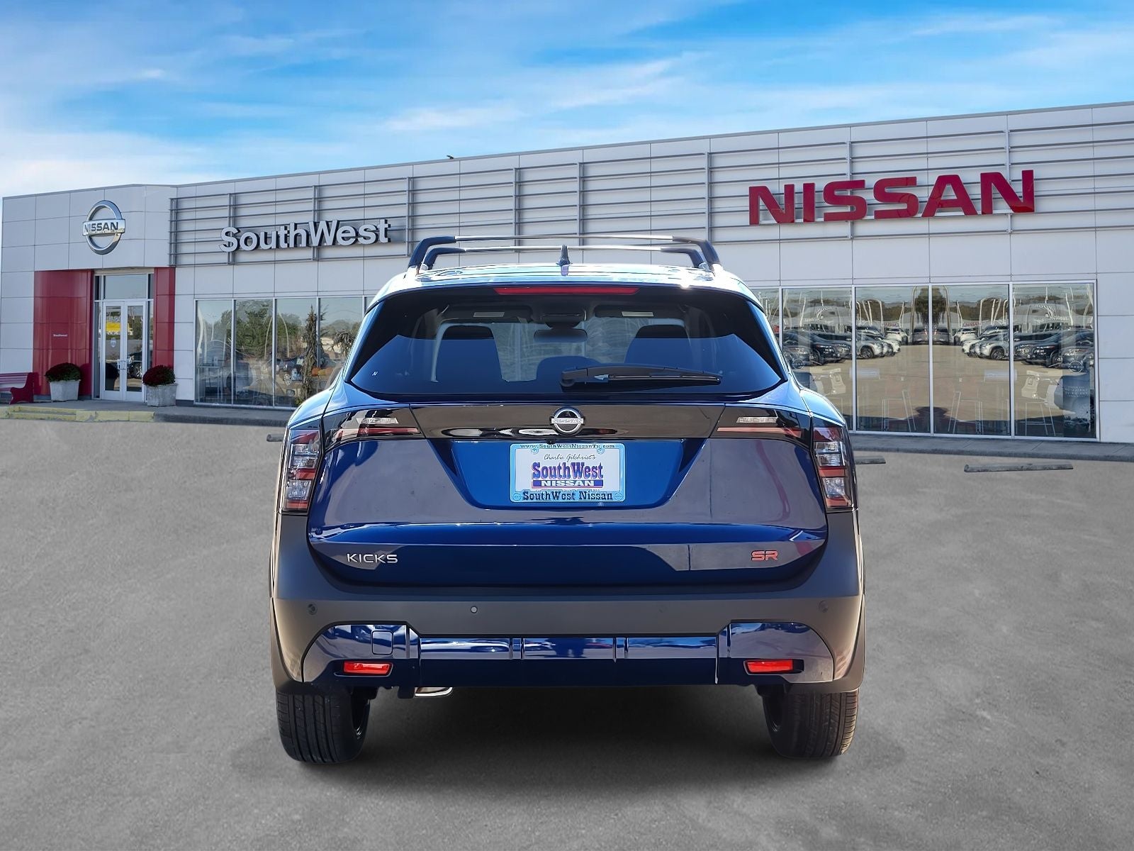 2026 Nissan Kicks SR