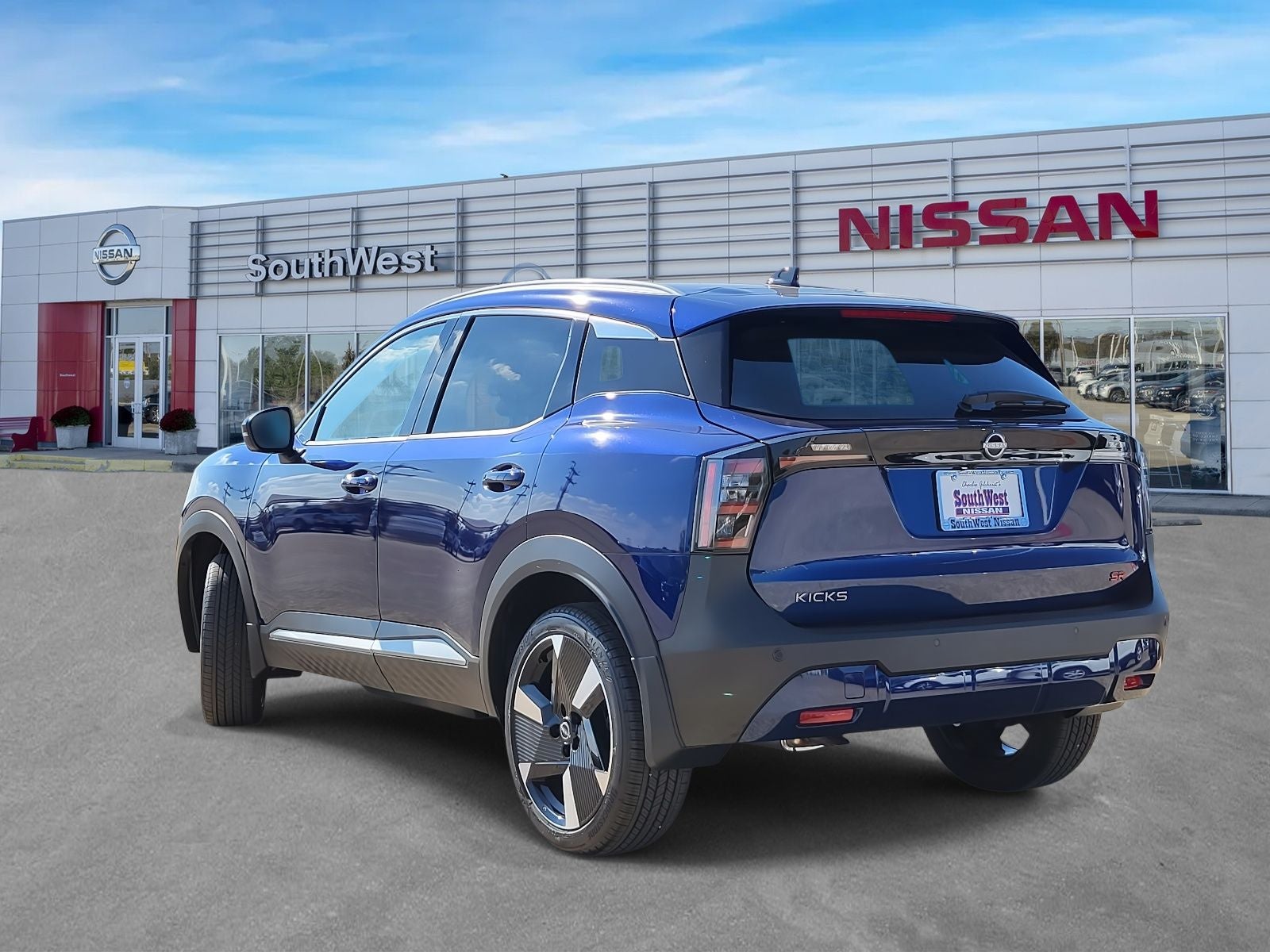 2026 Nissan Kicks SR
