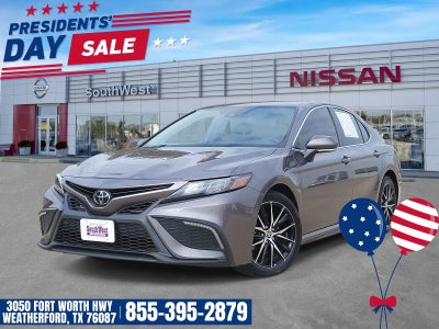 2022 Toyota Camry SE