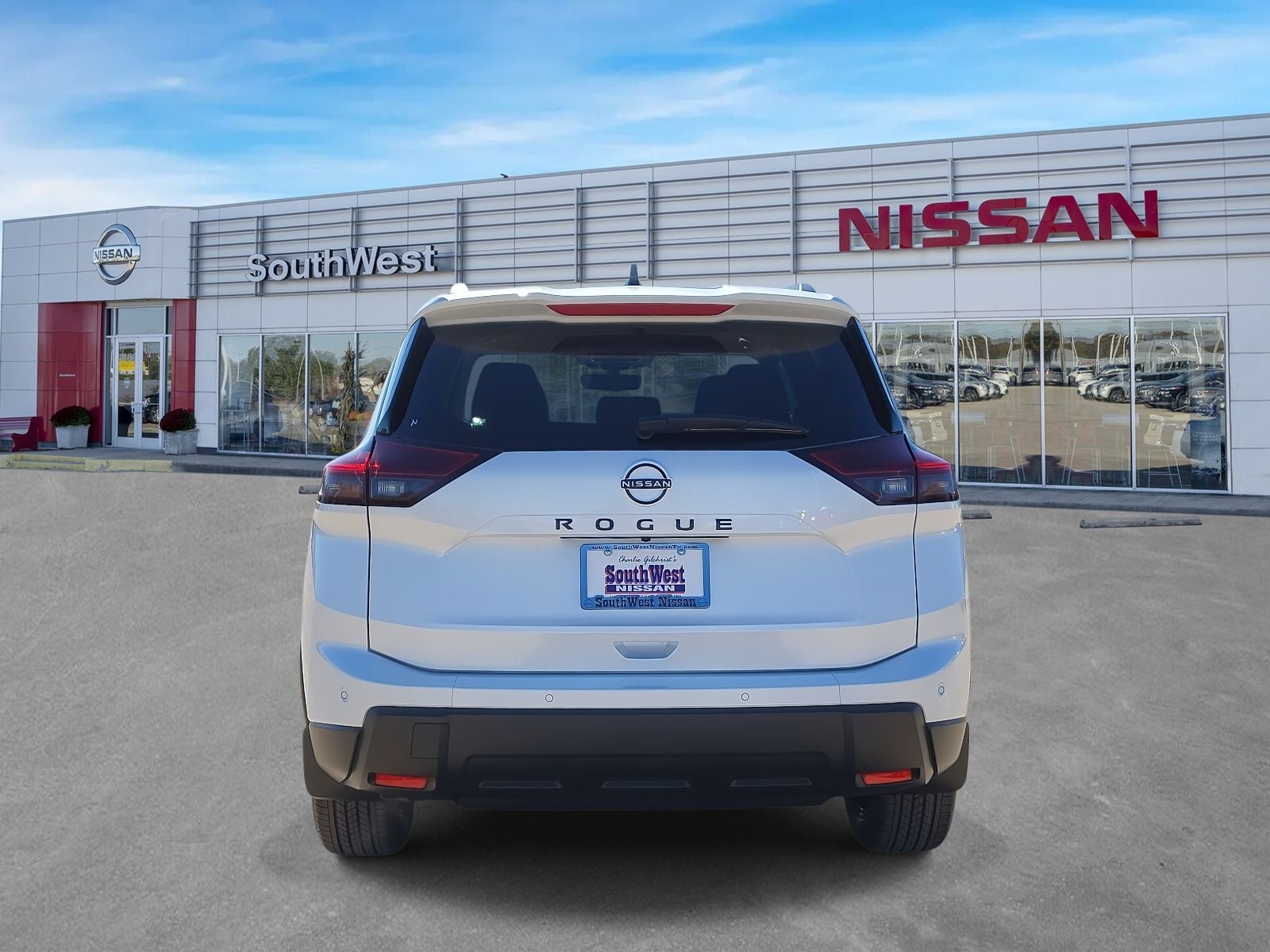 2026 Nissan Rogue SV