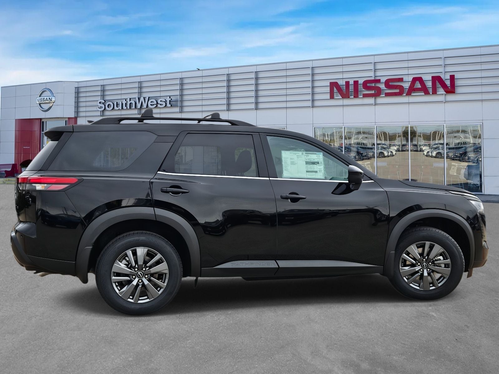 2026 Nissan Pathfinder SV