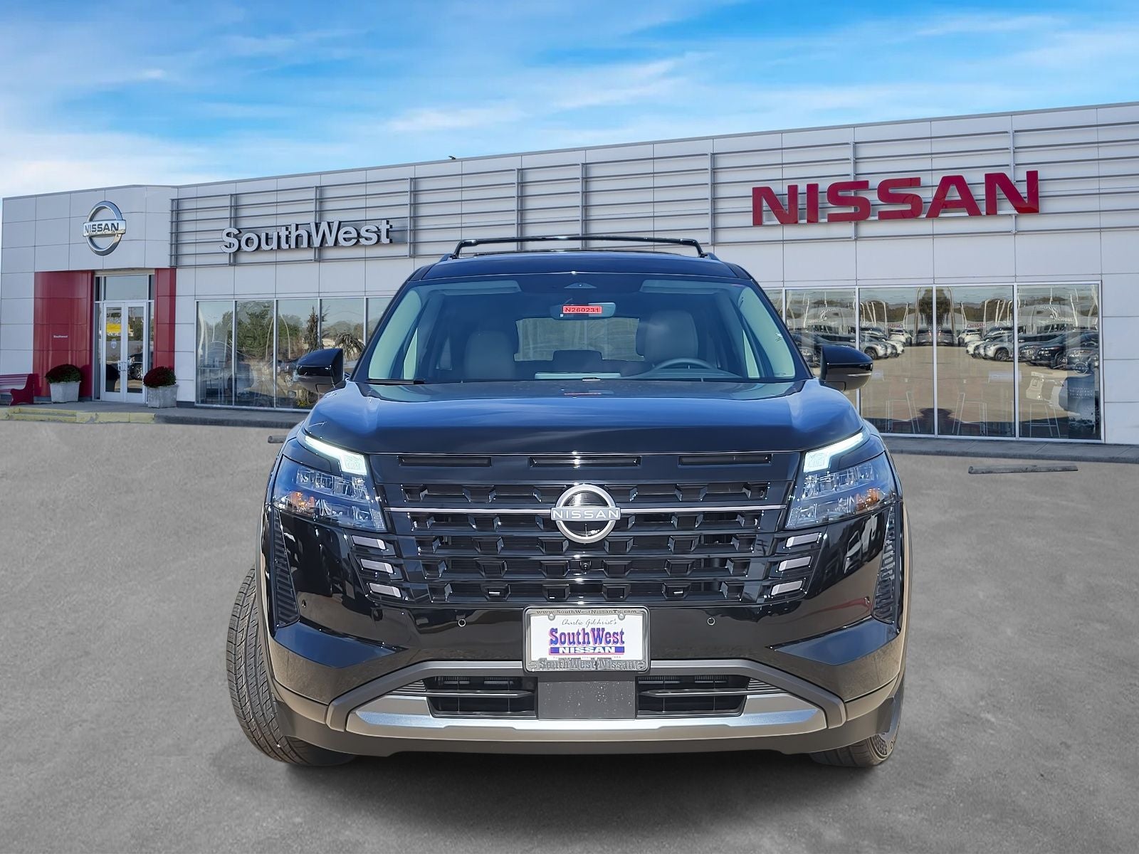 2026 Nissan Pathfinder SL