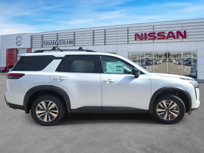 2026 Nissan Pathfinder SL