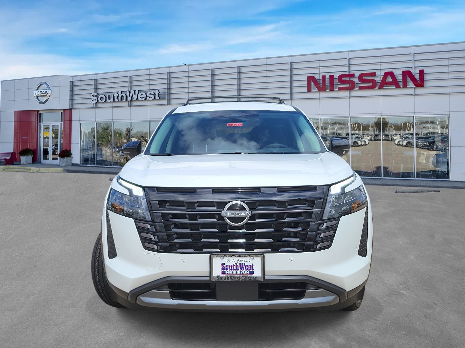2026 Nissan Pathfinder SL