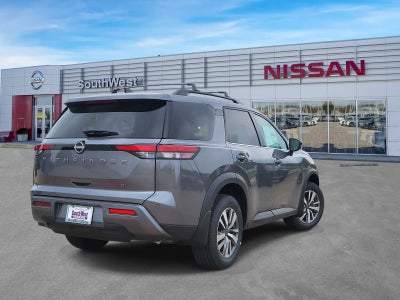2026 Nissan Pathfinder SL
