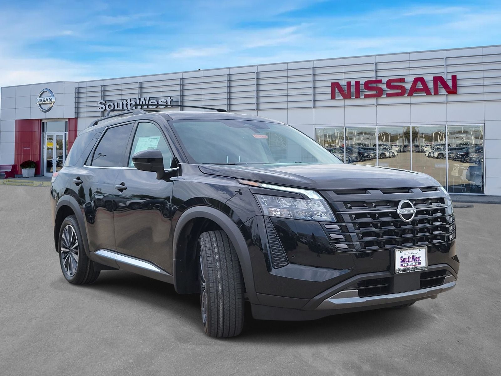 2026 Nissan Pathfinder Platinum