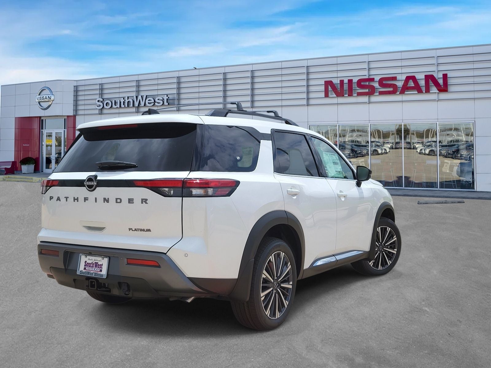 2026 Nissan Pathfinder Platinum