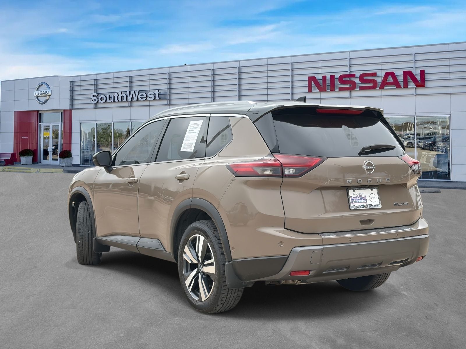 2025 Nissan Rogue SL