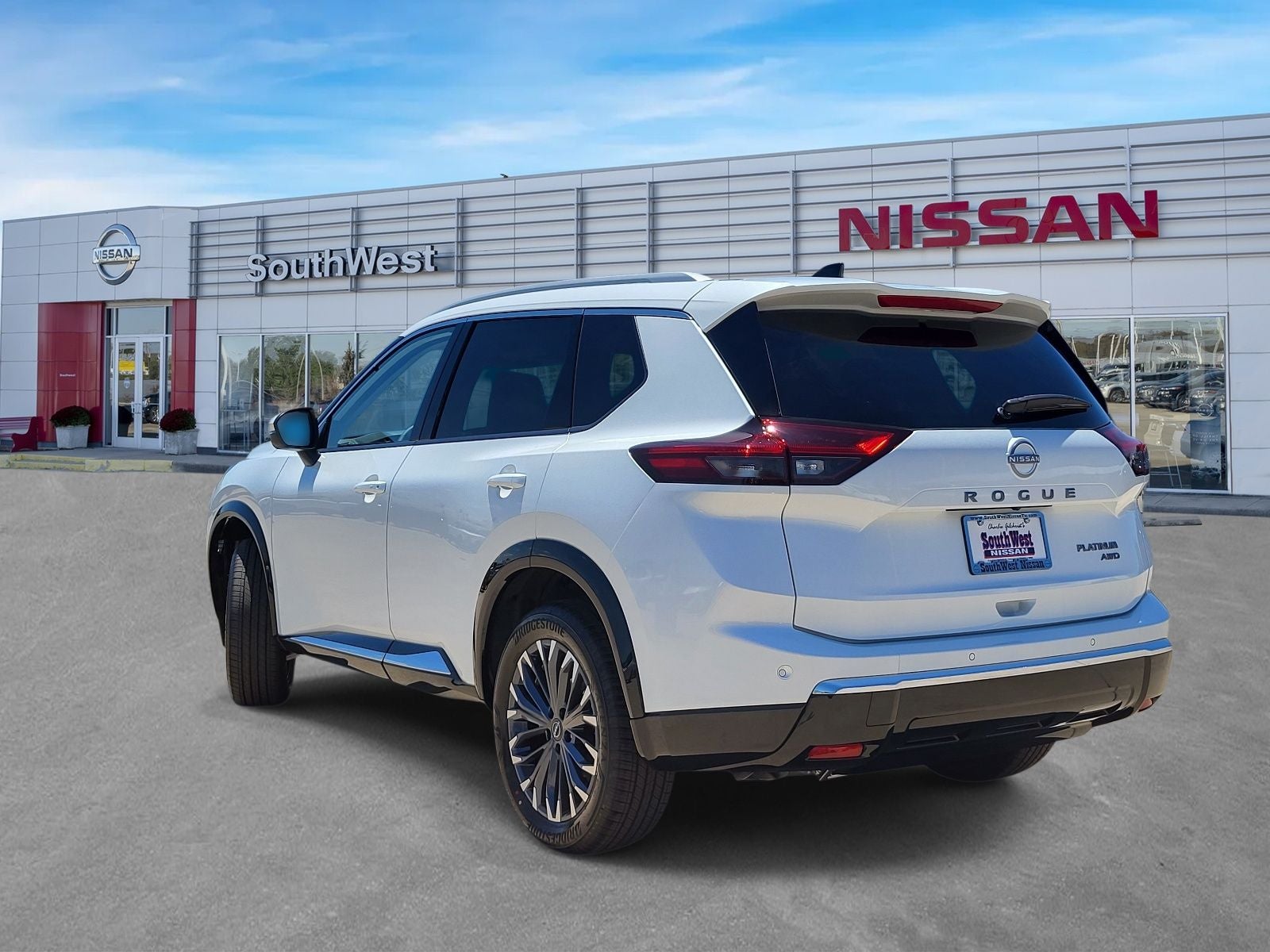 2026 Nissan Rogue Platinum