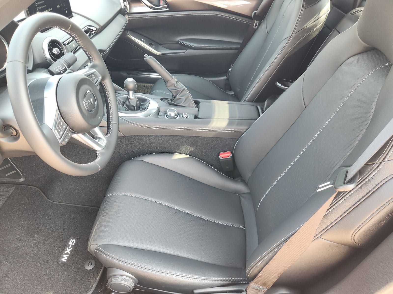 2026 Mazda Mazda MX-5 Miata RF Grand Touring