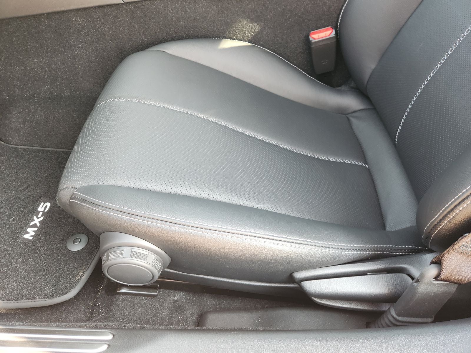 2026 Mazda Mazda MX-5 Miata RF Grand Touring