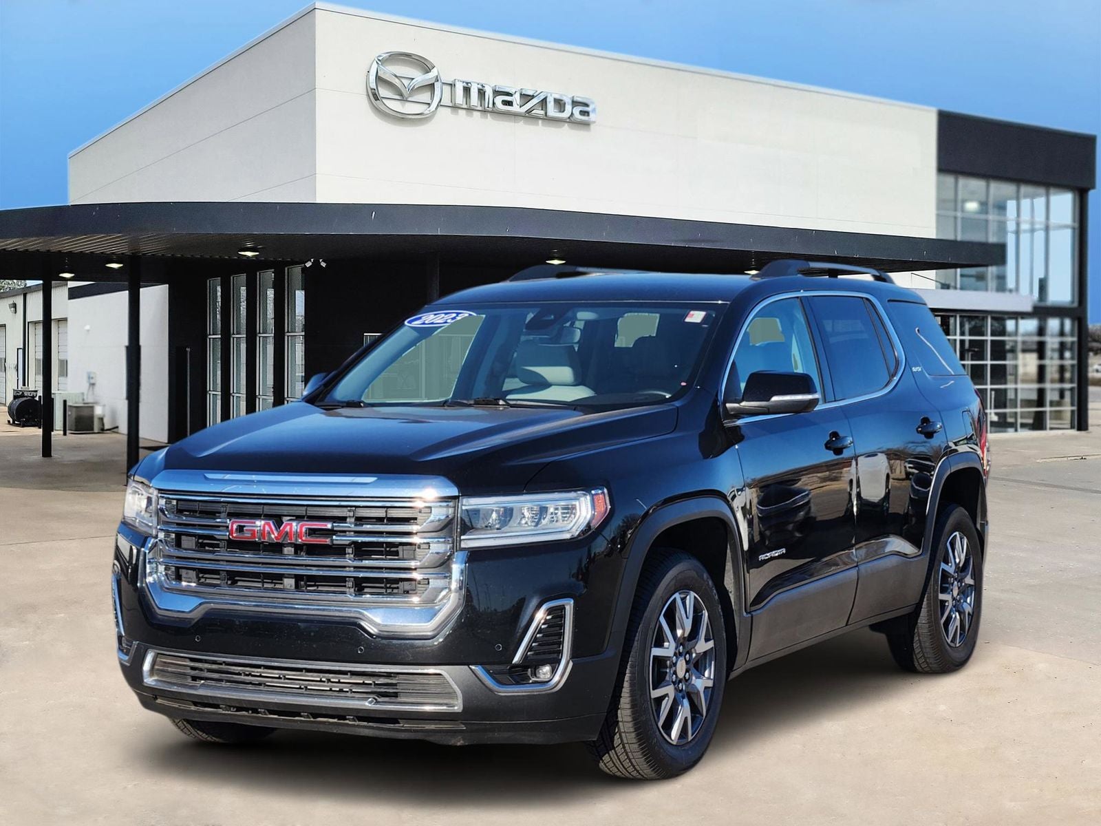 2023 GMC Acadia SLT