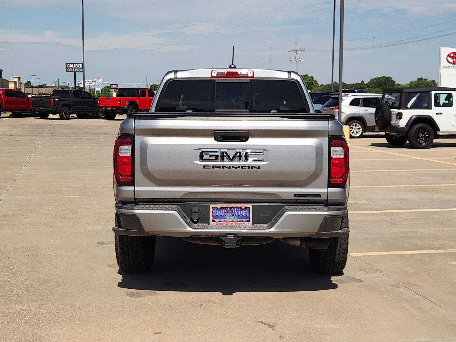 2024 GMC Canyon Elevation