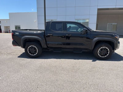 2025 Toyota Tacoma Hybrid TRD Off Road