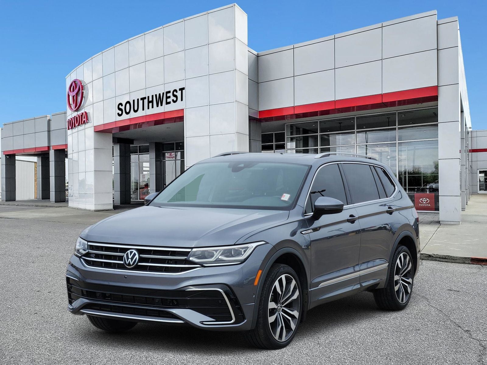 2022 Volkswagen Tiguan 2.0T SEL R-Line