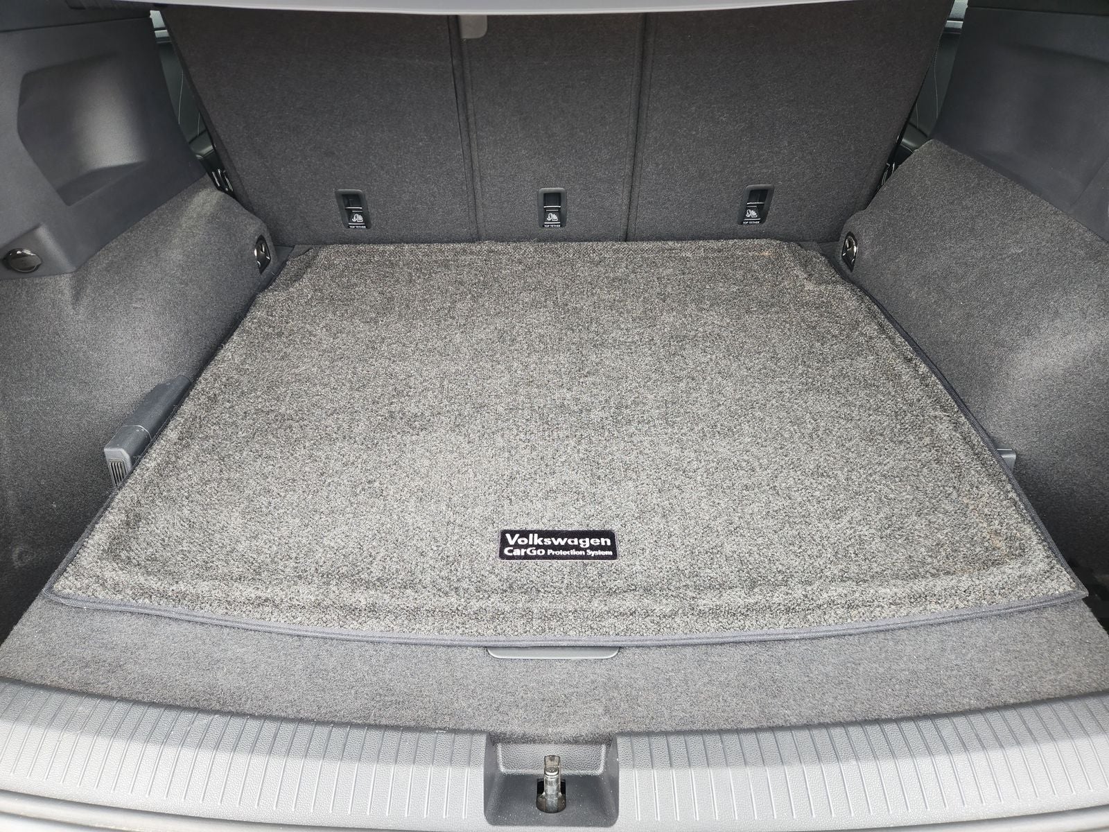 2022 Volkswagen Tiguan 2.0T SEL R-Line