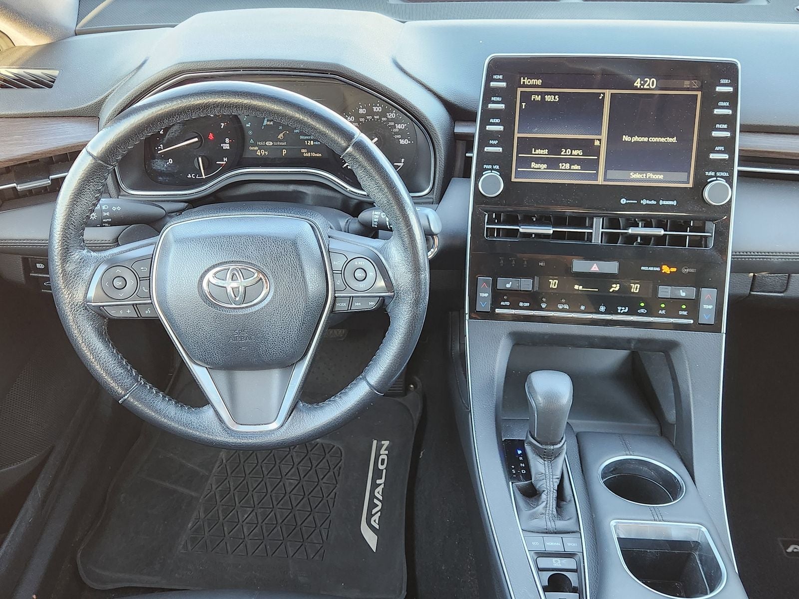 2019 Toyota Avalon XLE
