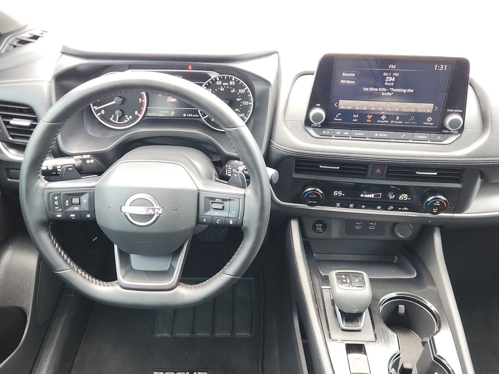 2025 Nissan Rogue SV