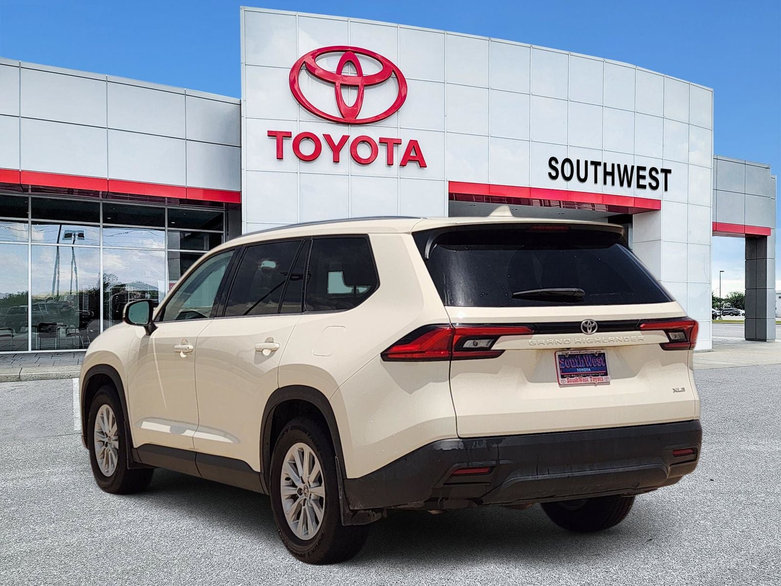 2024 Toyota Grand Highlander XLE