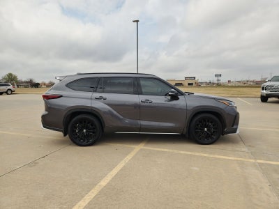 2024 Toyota Highlander Base