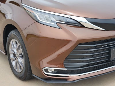 2023 Toyota Sienna XLE 8 Passenger
