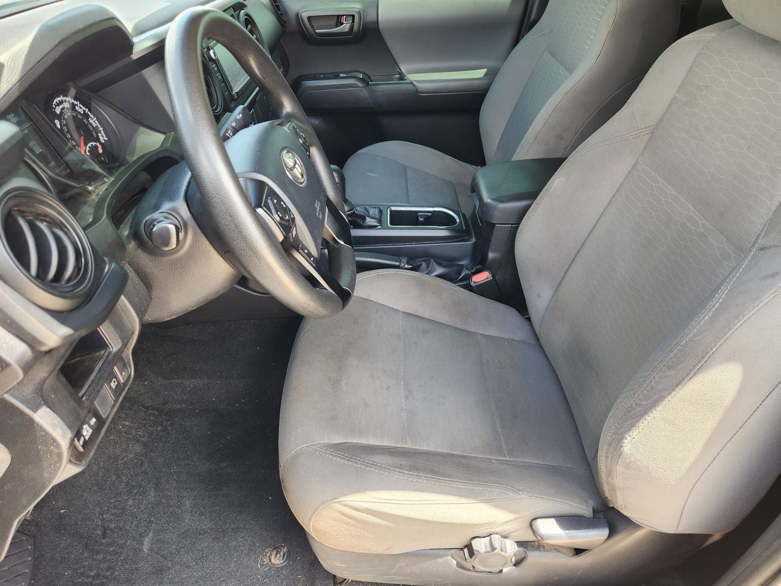 2019 Toyota Tacoma SR