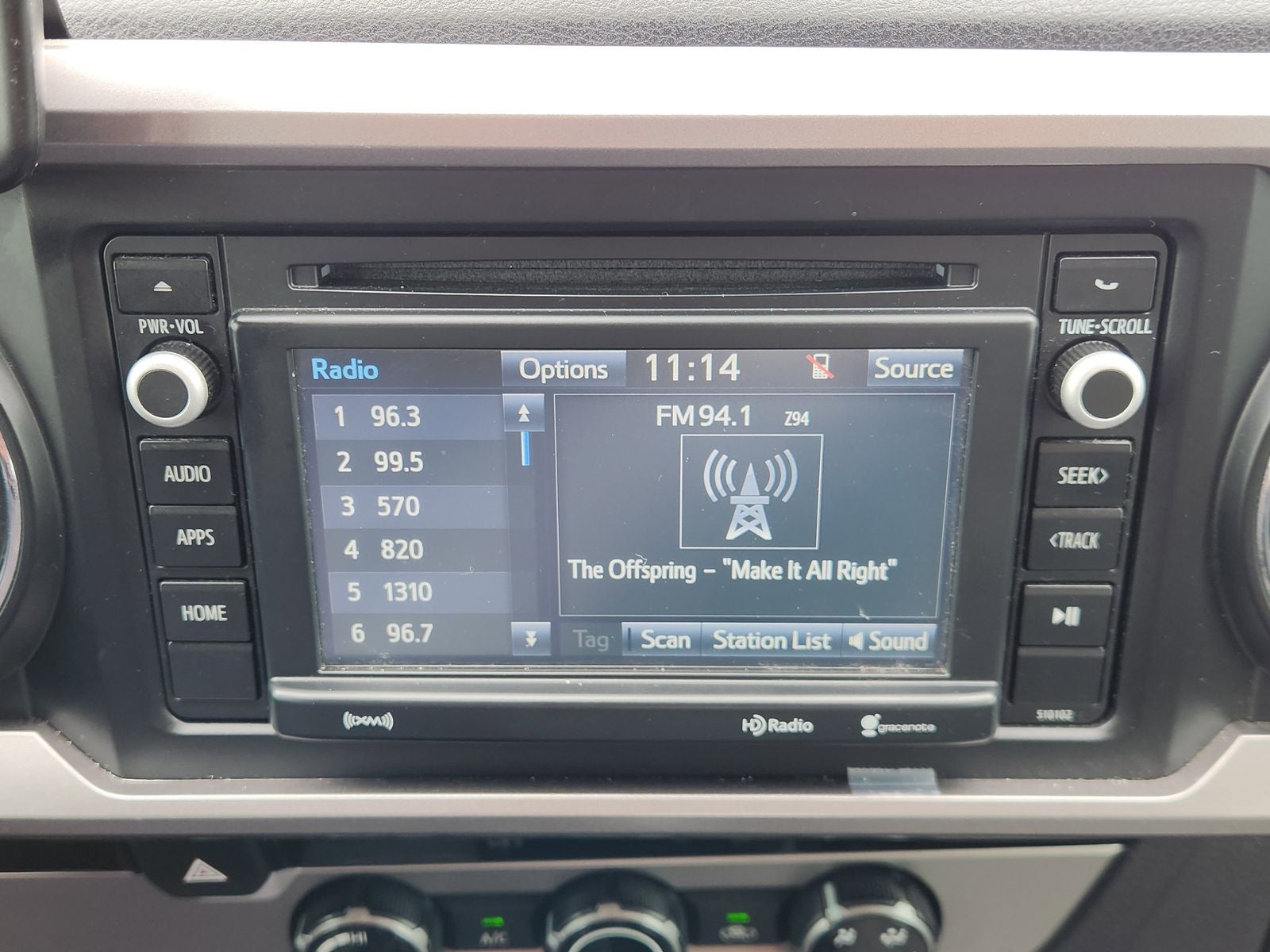 2018 Toyota Tacoma SR5 V6