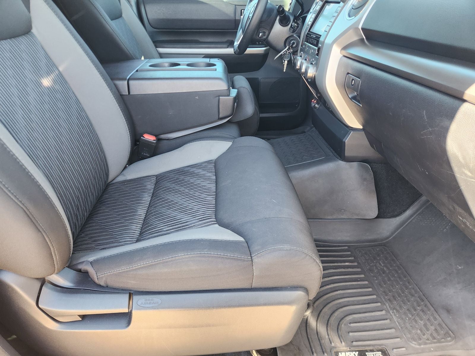 2017 Toyota Tundra SR5