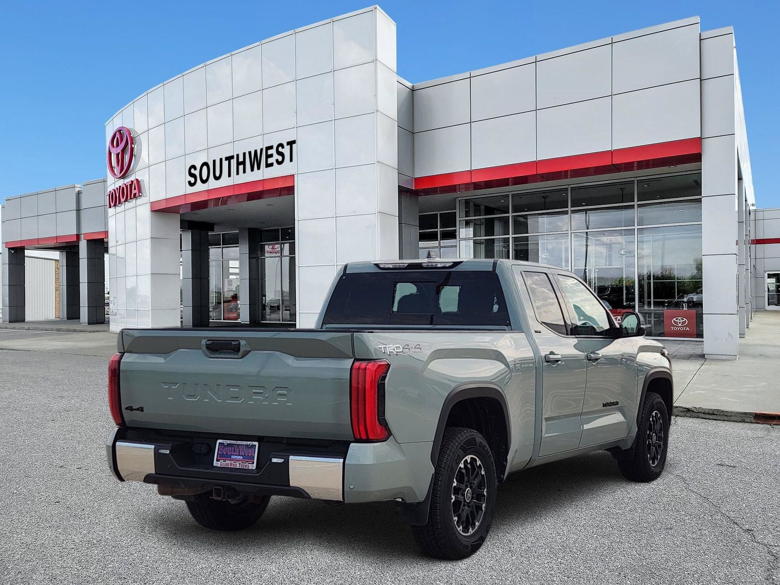 2022 Toyota Tundra SR5