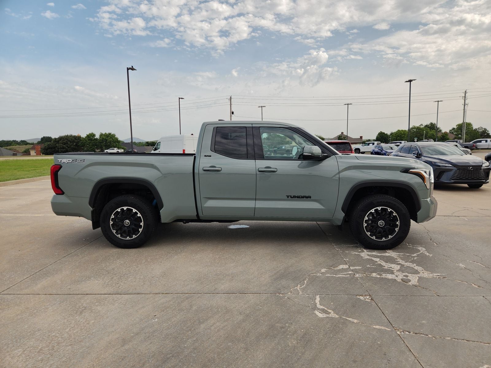 2022 Toyota Tundra SR5