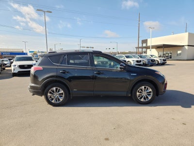 2018 Toyota RAV4 Hybrid XLE