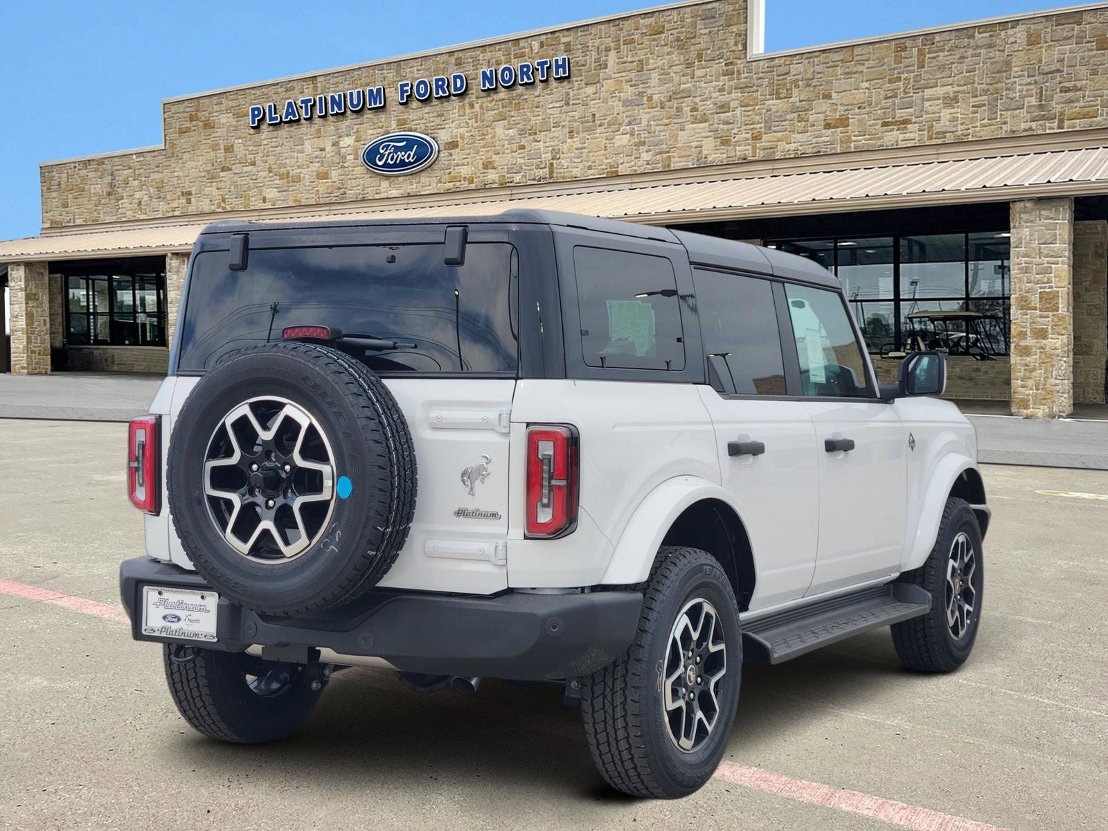 2026 Ford Bronco Outer Banks